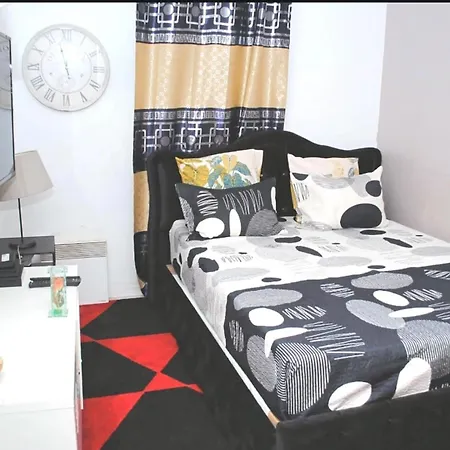 Studio Appartment With Office Wifi Parking Balcony Pierrefitte-sur-Seine Buitenkant foto